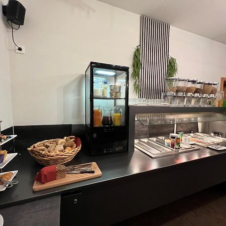 Globotel Hotel غاربسن المظهر الخارجي الصورة